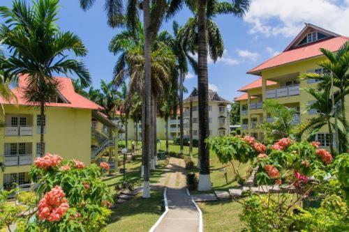 Mystic Ridge Apt 2 Plus 6 Ocho Rios Exterior photo