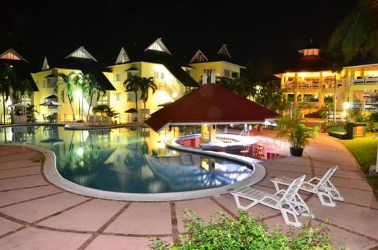 Mystic Ridge Apt 2 Plus 6 Ocho Rios Exterior photo